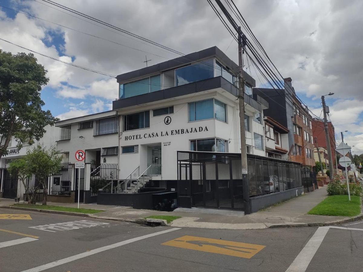 Hoteles Bogota Hotel Casa La Embajada Bagian luar foto